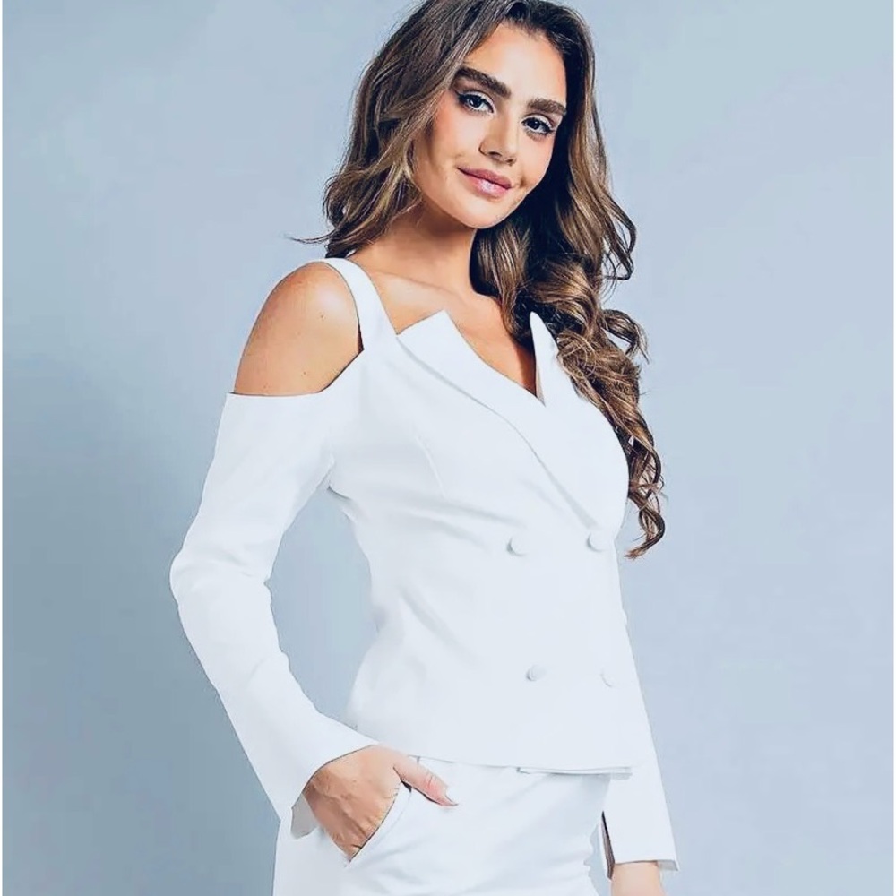 Cutout Sleeve Suit